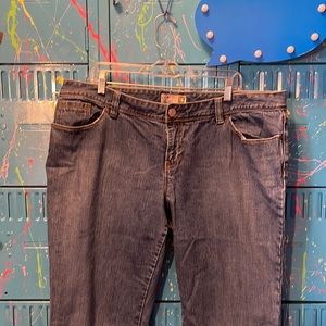 🧺Old Navy. Low waist Capris. 20. P2-05